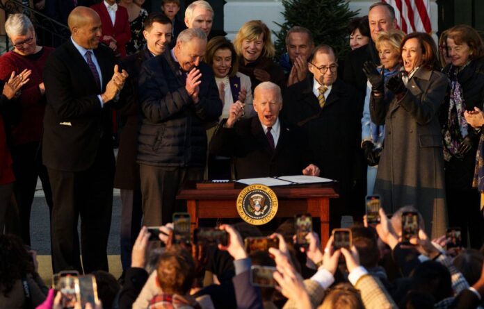 Joe Biden signs law protecting marriage for everyone across the country

